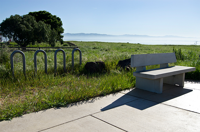 1_sizing_Civic_City of East Palo Alto_Cooley Park_Bench