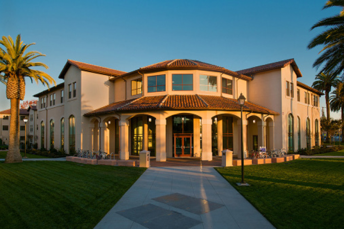 Residential Santa Clara University - Gramham Residence Hall